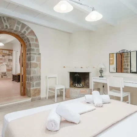 דירה Georgia's House & אדאמאס